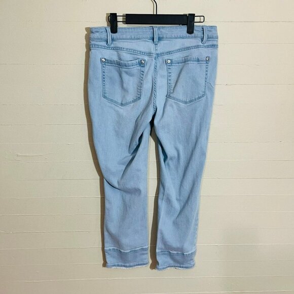 J. Jill Denim Light Wash Authentic Fit Cropped Jeans SZ 6 Cotton Tencel Lyocell - Picture 7 of 9